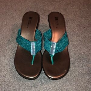 White mountain sandals